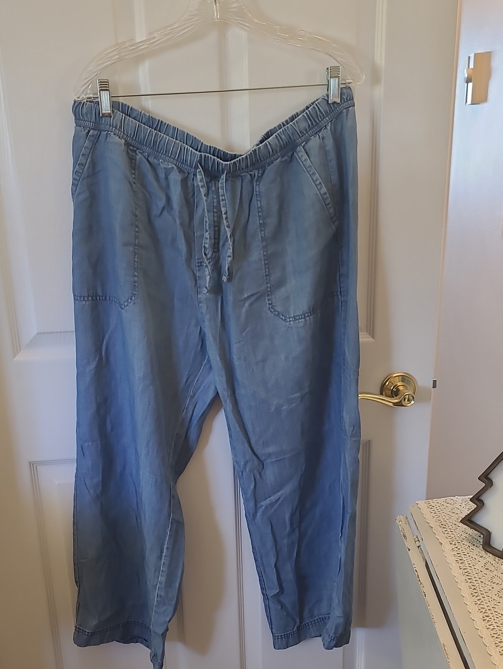 Splendid Light Blue Drawstring Pants. Size XL. Small Flaw In Pics. BIN 7